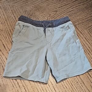 Mint green shorts size S 6/7